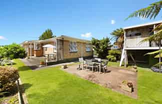 15 Tomin Road, Glenview