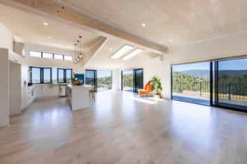 22 Hinemoa Terrace, Tairua