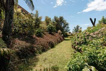 22 Hinemoa Terrace, Tairua