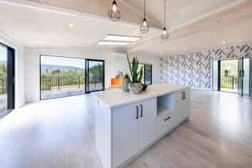 22 Hinemoa Terrace, Tairua