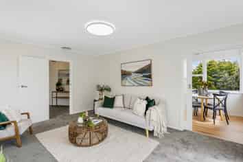 27 Lynda Avenue, Paparangi