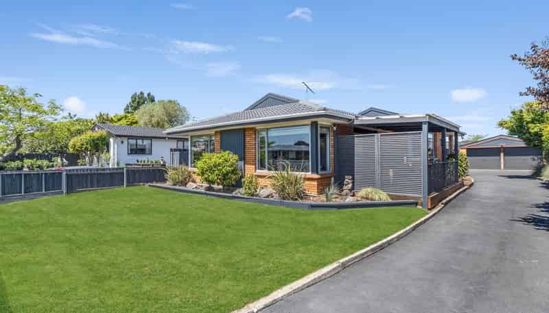 37 Sarabande Avenue, Redwood