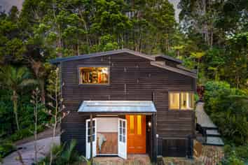 76 Kohu Road, Titirangi