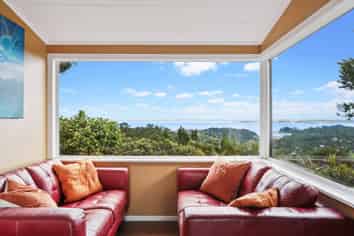 76 Kohu Road, Titirangi