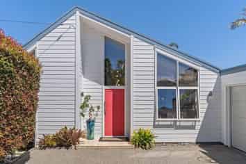 232 Riddell Road, Glendowie