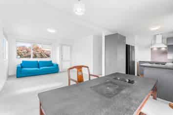 2/3 Edwin Freeman Place, Ranui