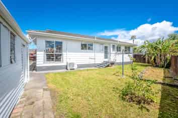 2/3 Edwin Freeman Place, Ranui