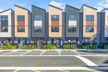 32 Mara Court, Favona