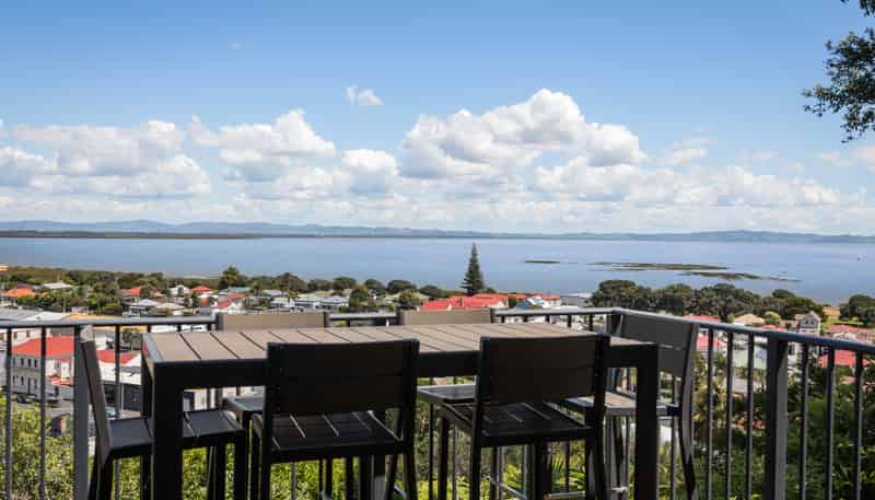 504 Upper Albert Street, Thames