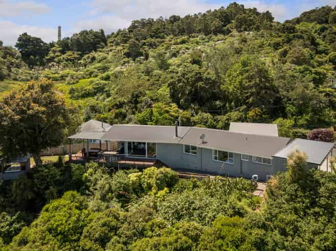 504 Upper Albert Street, Thames