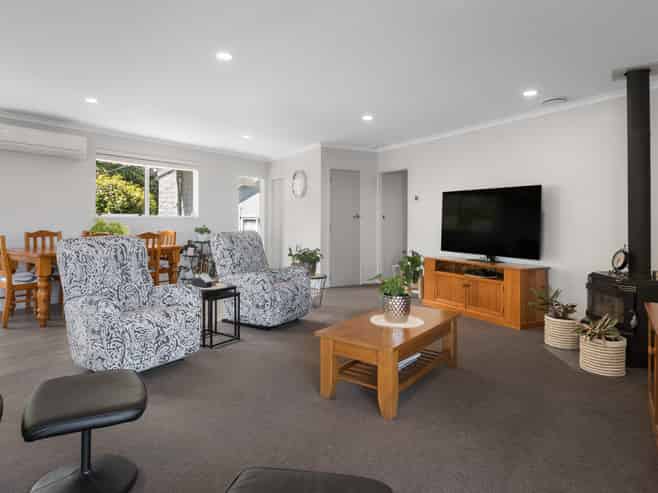 504 Upper Albert Street, Thames