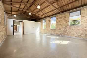 Character Freestanding Remuera Space | 453m2