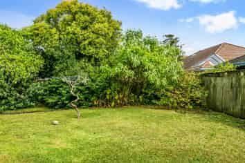 8/22A Cornwall Park Avenue, Epsom