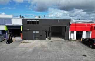 HIGH STUD INDUSTRIAL - CHRISTMAS SPECIAL
