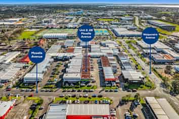 HIGH STUD INDUSTRIAL - CHRISTMAS SPECIAL
