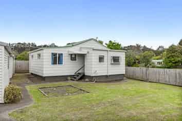 11B Knox Road, Swanson