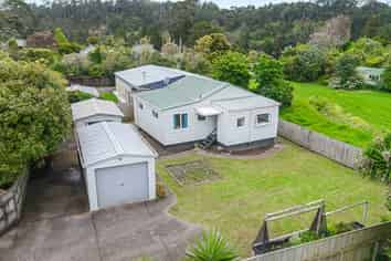 11B Knox Road, Swanson