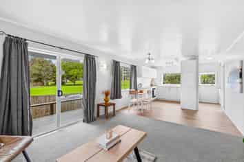 11B Knox Road, Swanson