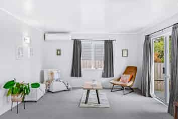 11B Knox Road, Swanson