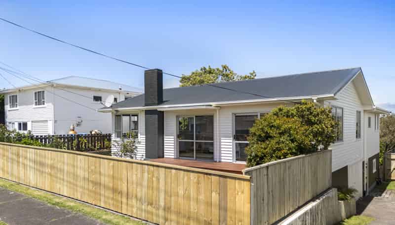 7 York Crescent, Westown