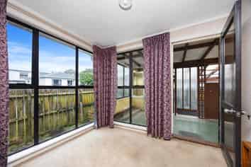 14 Lorraine Avenue, Mount Albert