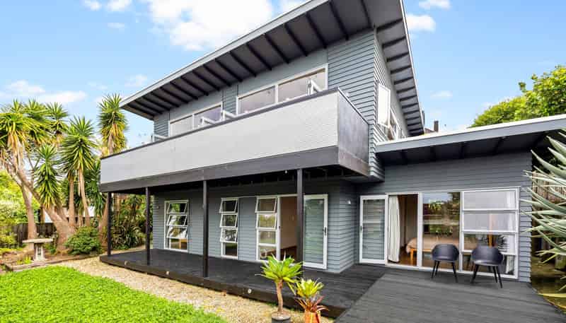 2/334 Hillsborough Road, Hillsborough