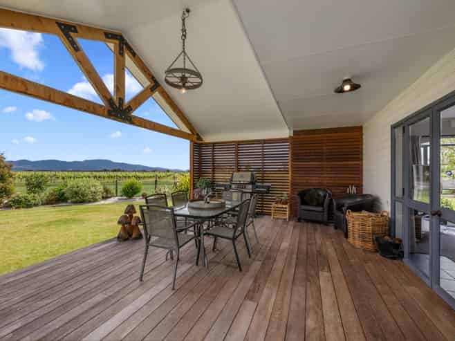 445 Dillons Point Road, Riverlands