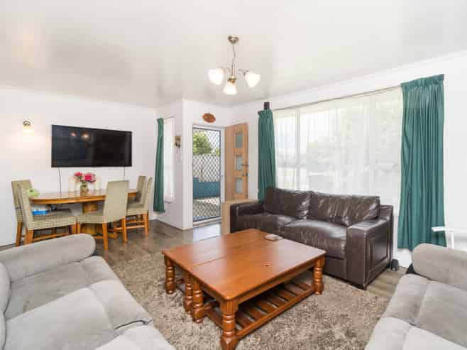 2 Pencarrow Street, Highbury