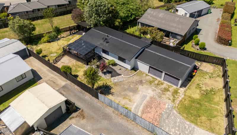 85 Harrisfield Drive, Hairini