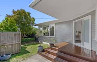 27 Norcross Avenue, Henderson