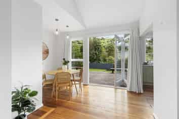 38 Allington Road, Karori