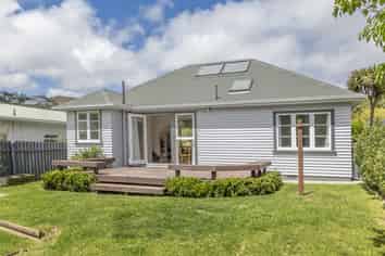 38 Allington Road, Karori