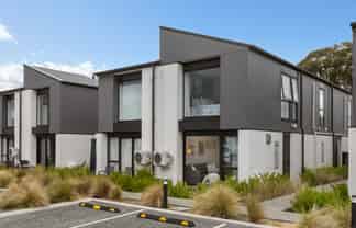 17C Kidds Way, Albert Town