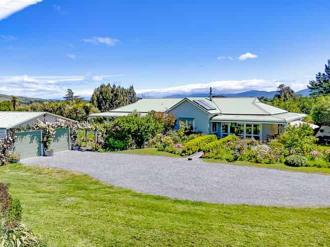 253A Kokotau Road, Carterton