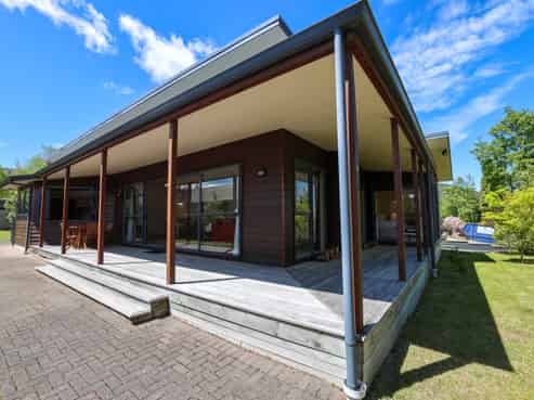 63 Marina Terrace, Kinloch