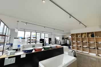 GRAFTON OFFICE / SHOWROOM
