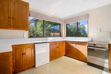 12 Hamilton Avenue, Winton