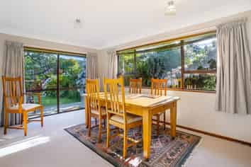 12 Hamilton Avenue, Winton