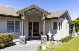 142 Victory Drive, Wharewaka