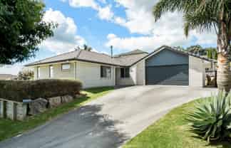 5 Ballintoy Park Drive, Welcome Bay