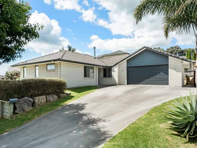 5 Ballintoy Park Drive, Welcome Bay