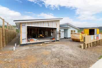 55 Crompton Avenue, Churton Park