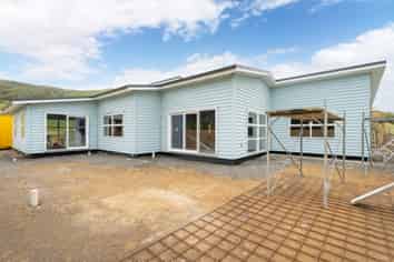 55 Crompton Avenue, Churton Park