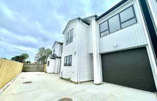 4/15 Holland Avenue, Point England