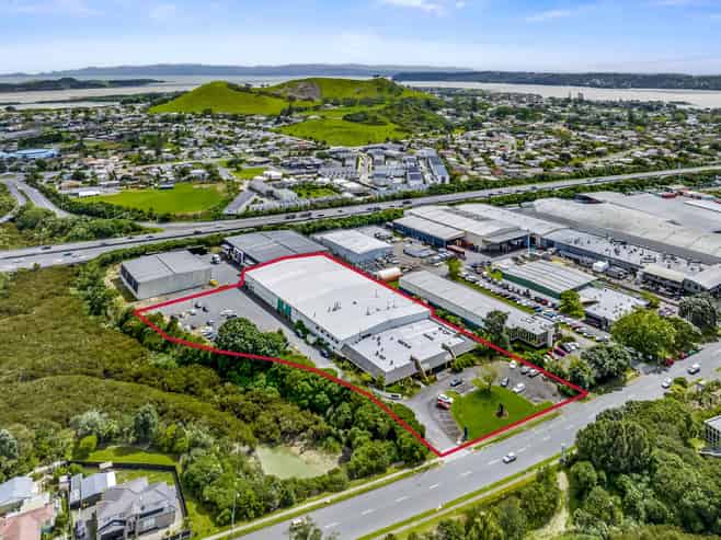 Substantial industrial facility for lease