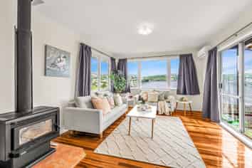 11 Beazley Ave, Paparangi