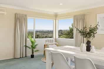 111 Sapphire Drive, Hairini