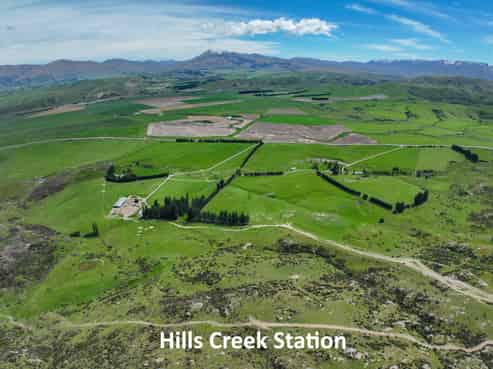 5582 Wedderburn-Becks Road and 755-971 Linnburn Runs Ro, Hills Creek