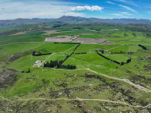 5582 Wedderburn-Becks Road, Hills Creek