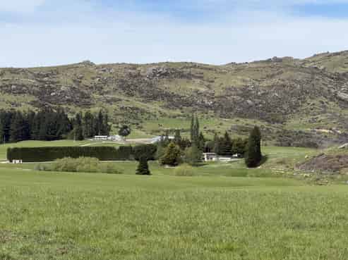 5582 Wedderburn-Becks Road, Hills Creek
